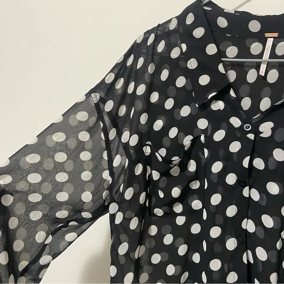 Free People Black/White Sheer Polka Dot Easy Rider Blouse Size Small - Picture 6 of 9